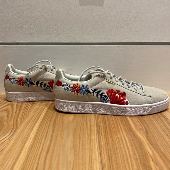 Puma Suede Embroidered Grey Sneakers - Picture 1 of 5